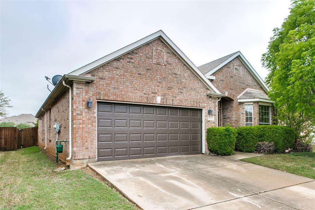 Property Photo:  2720 Maple Creek Drive  TX 76177 