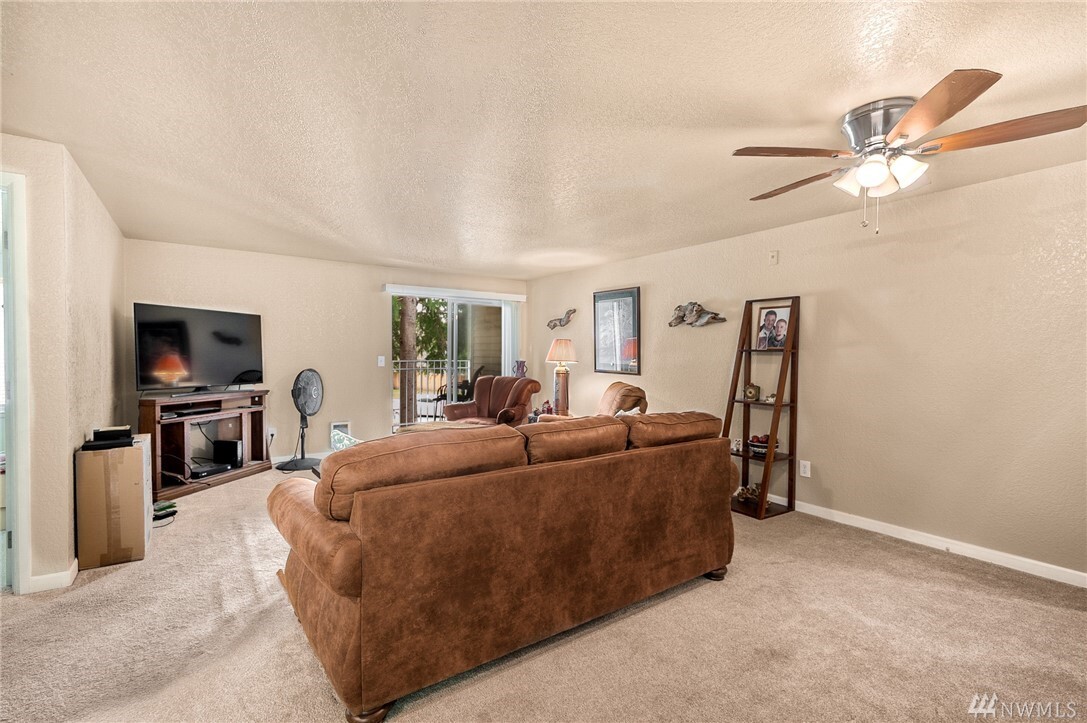 Property Photo: 9917 Holly Dr B210 WA 98204