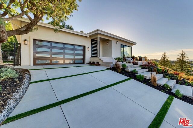 Property Photo:  15708 Castlewoods Drive  CA 91403 