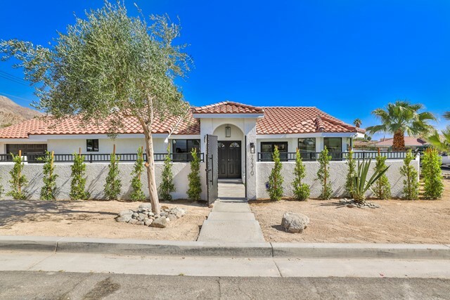 Property Photo:  77310 Calle Potrero  CA 92253 