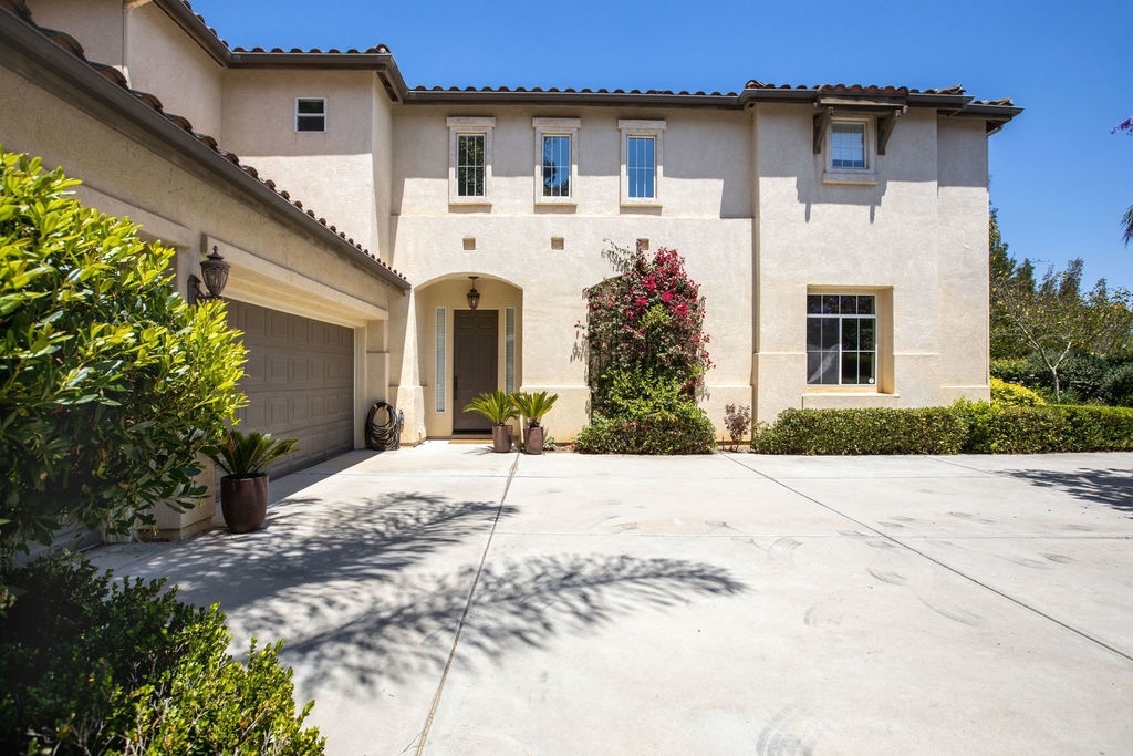 Property Photo: 3322 San Pasqual Trail CA 92025