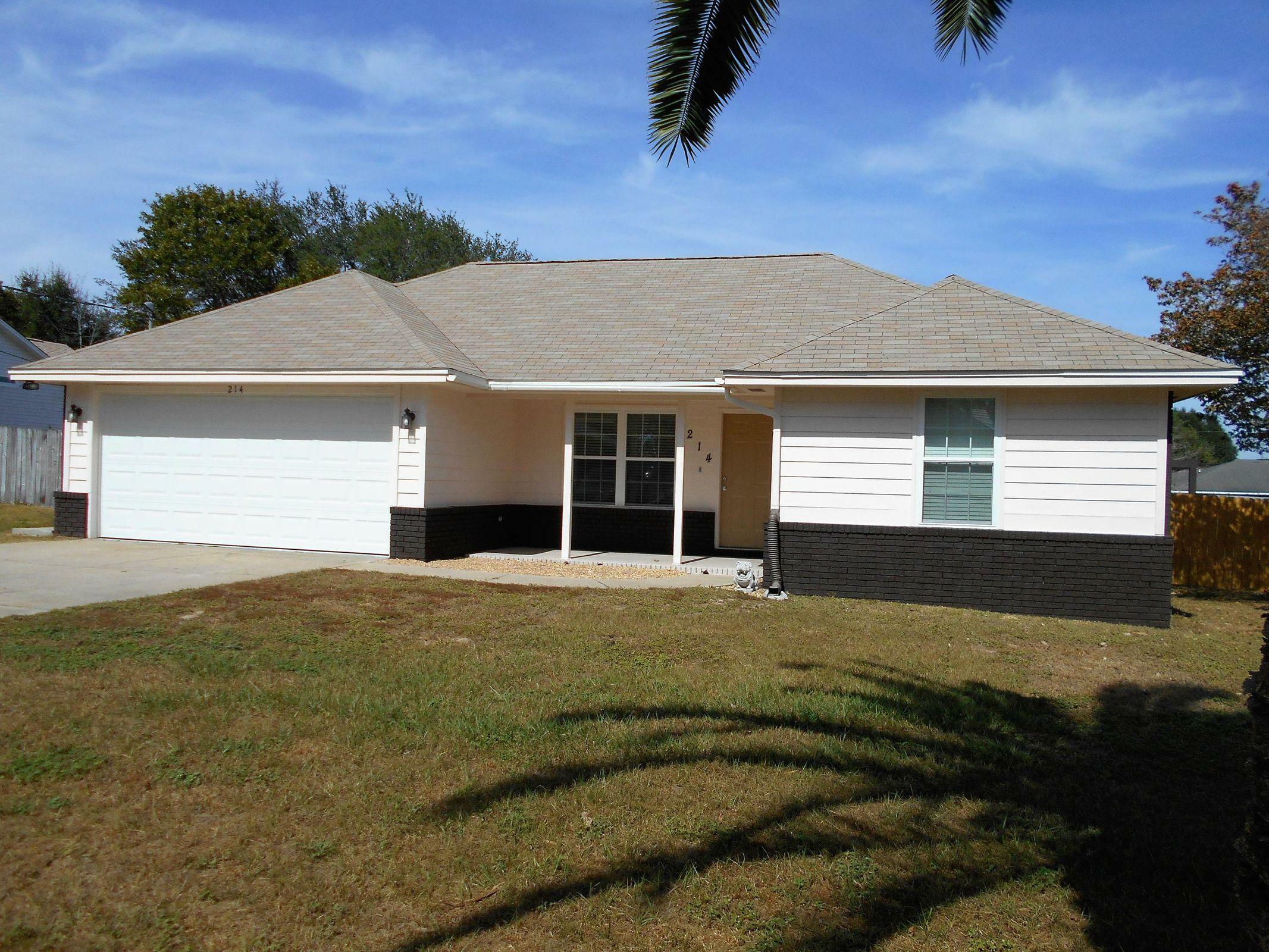 Property Photo:  214 Westview Drive  FL 32536 