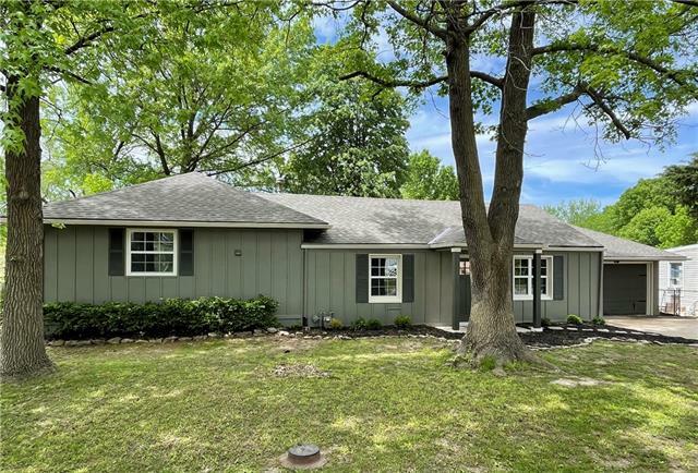 Property Photo:  2520 S 45th Terrace  KS 66106 