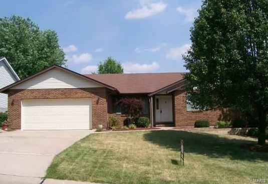 Property Photo:  967 Forest View Drive   62236 