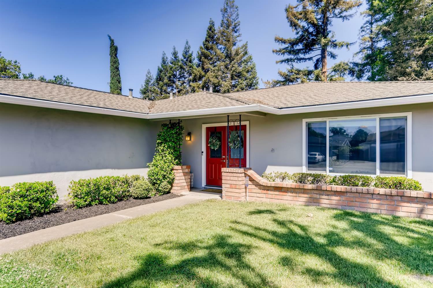 Property Photo:  8905 Twin Falls Drive  CA 95826 