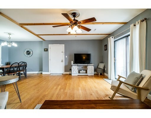 Property Photo: 685 Oak St 7-1 MA 02301