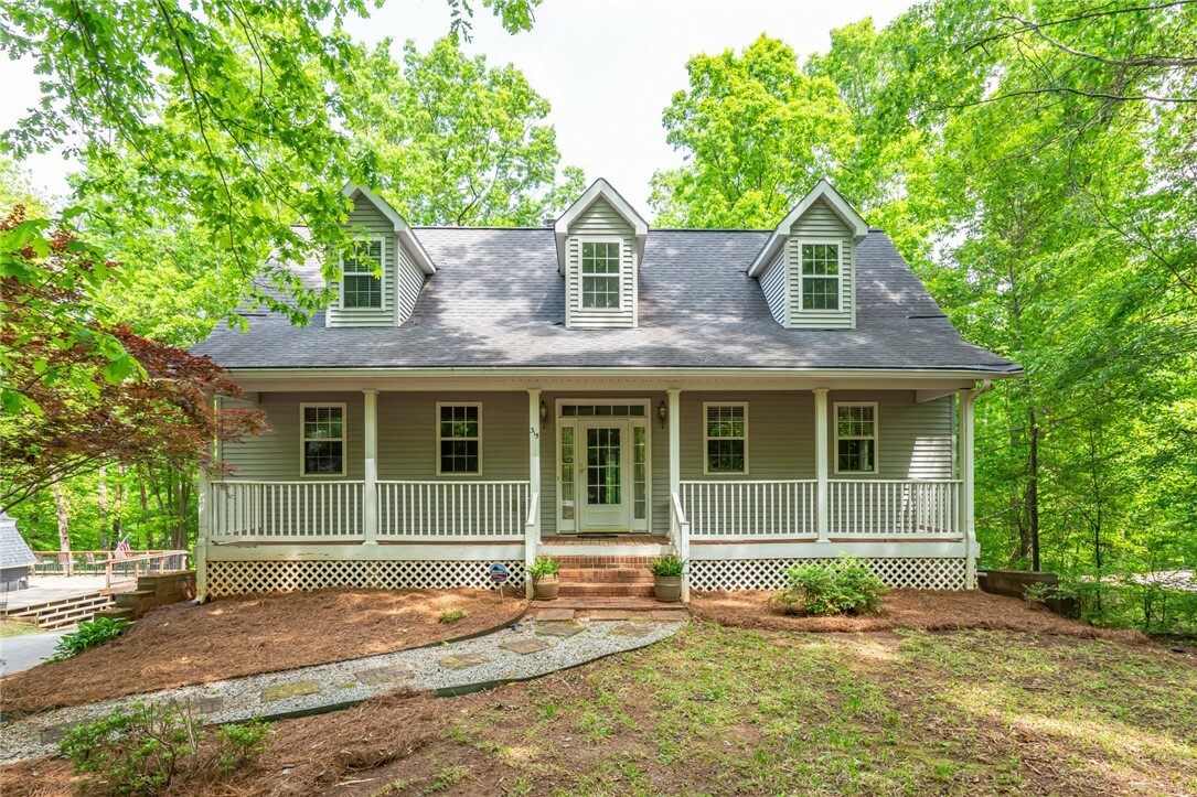 Property Photo: 315 Hopkins Road SC 29689