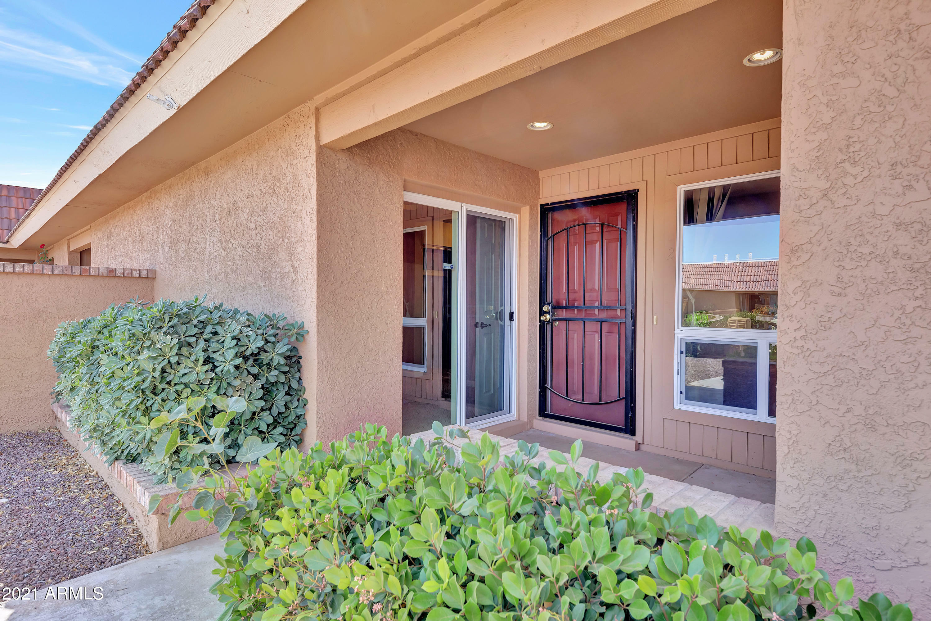 Property Photo:  427 W Pontiac Drive 2  AZ 85027 