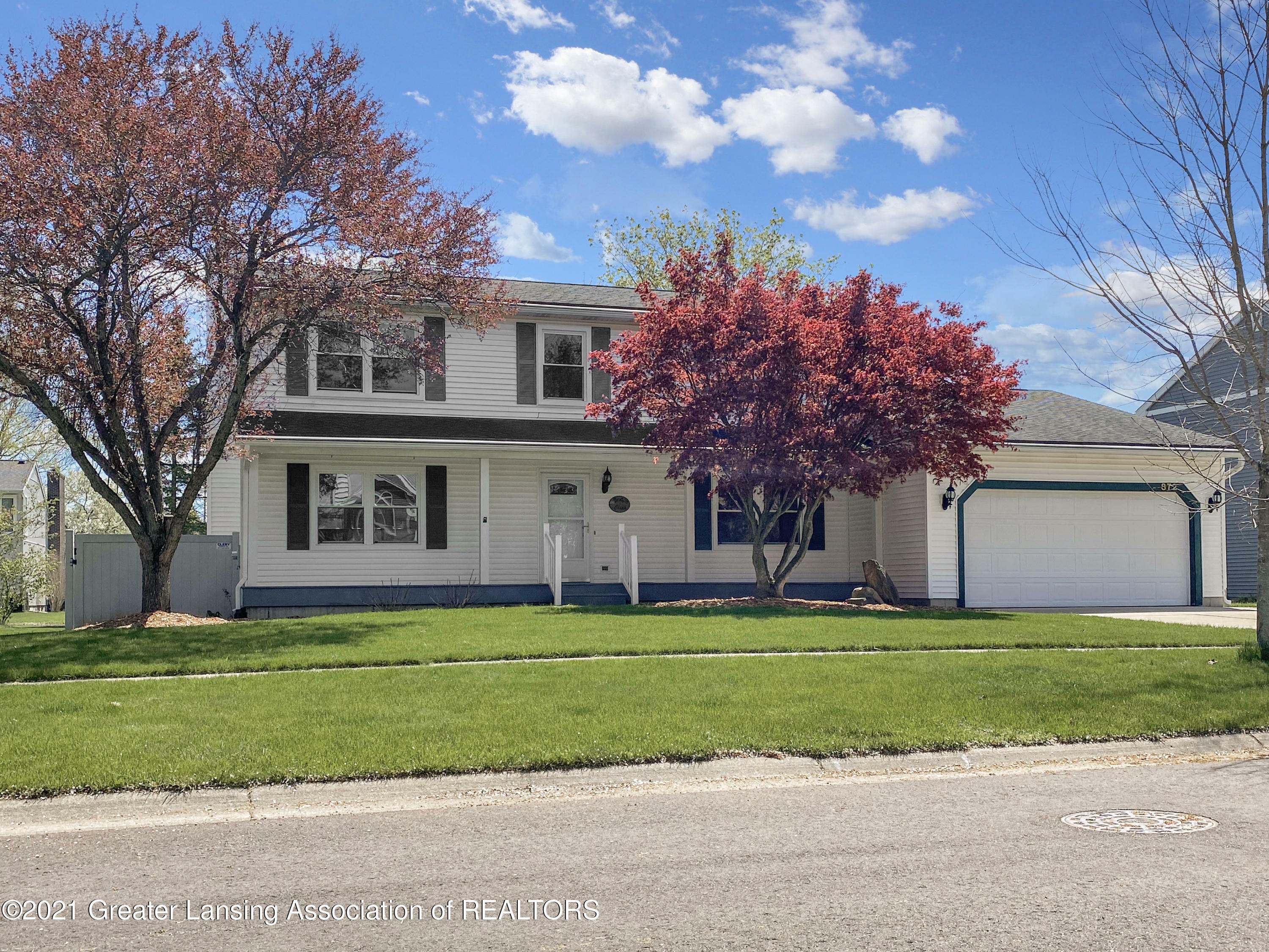 Property Photo:  872 Eaton Drive  MI 48854 