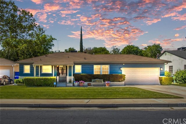 Property Photo: 697 E 20th Street CA 92404