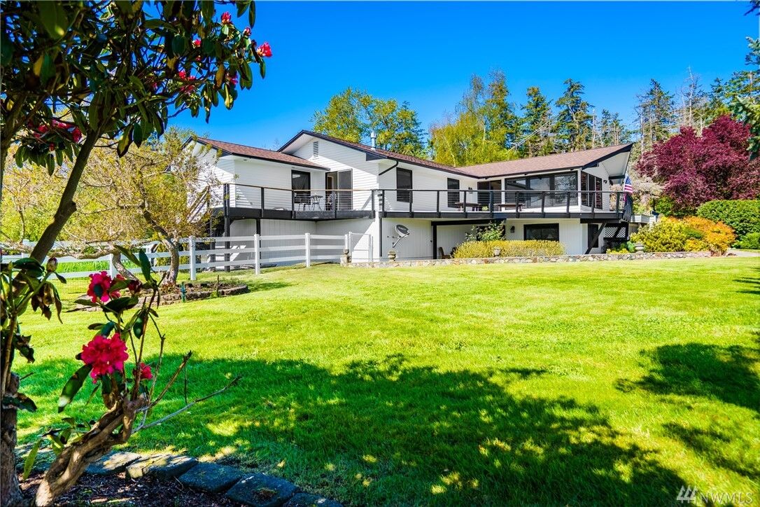 Property Photo:  6295 S Shore Rd  WA 98221 