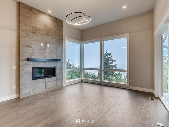 Property Photo: 474 Foothills Drive NW WA 98027