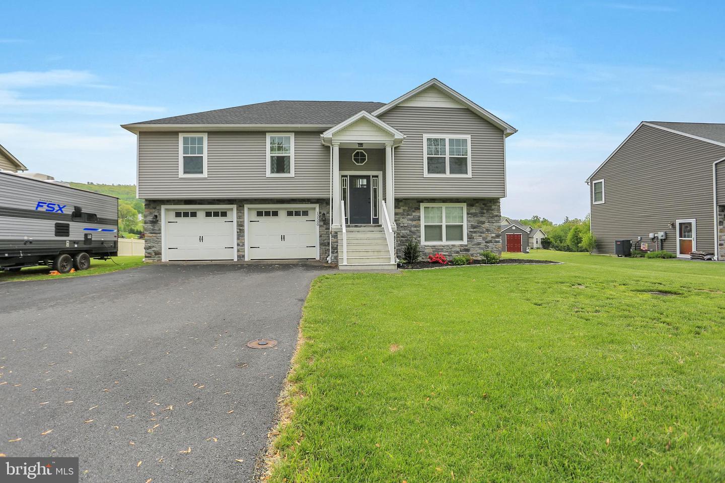 Property Photo: 12500 Old Pen Mar Road PA 17268