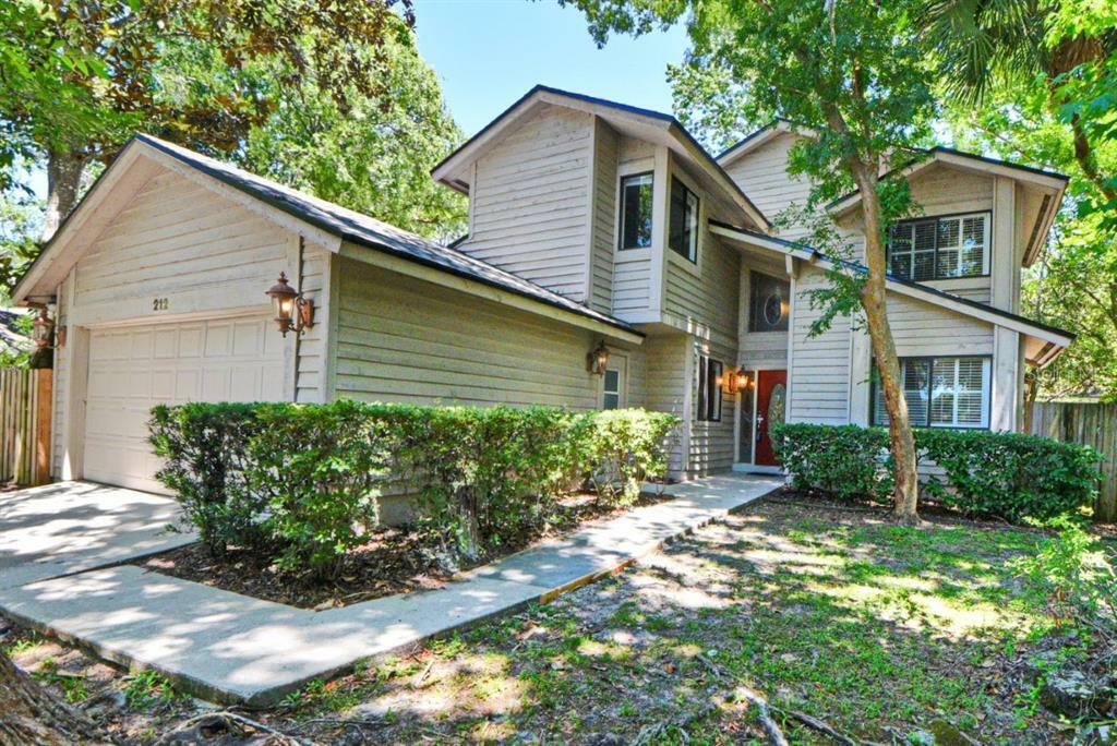 Property Photo:  212 S Fox Chase Point  FL 32779 