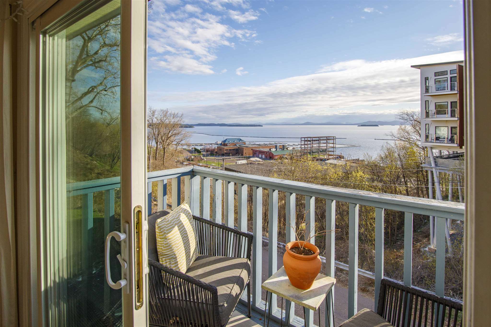 Property Photo: 83 North Avenue 5 VT 05401