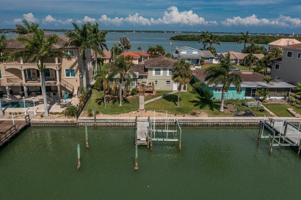 Property Photo:  524 Johns Pass Avenue  FL 33708 