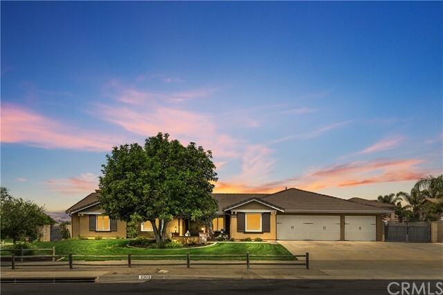 Property Photo:  2202 Stallion Drive  CA 92860 