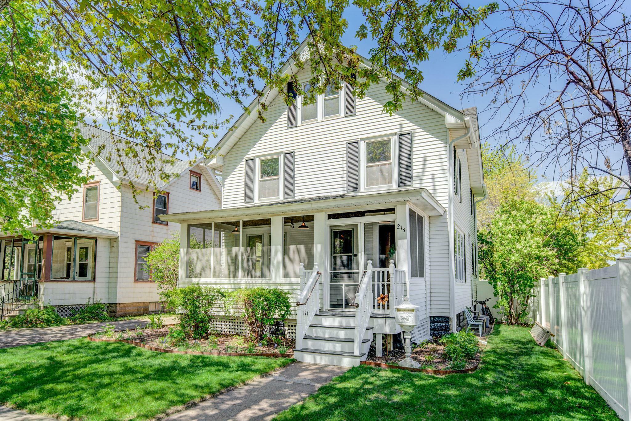 Property Photo: 213 W 5th Street WI 54017