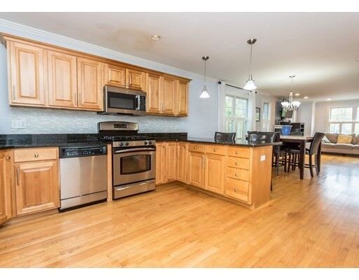 Property Photo:  43 Bedford Street 1  MA 02453 