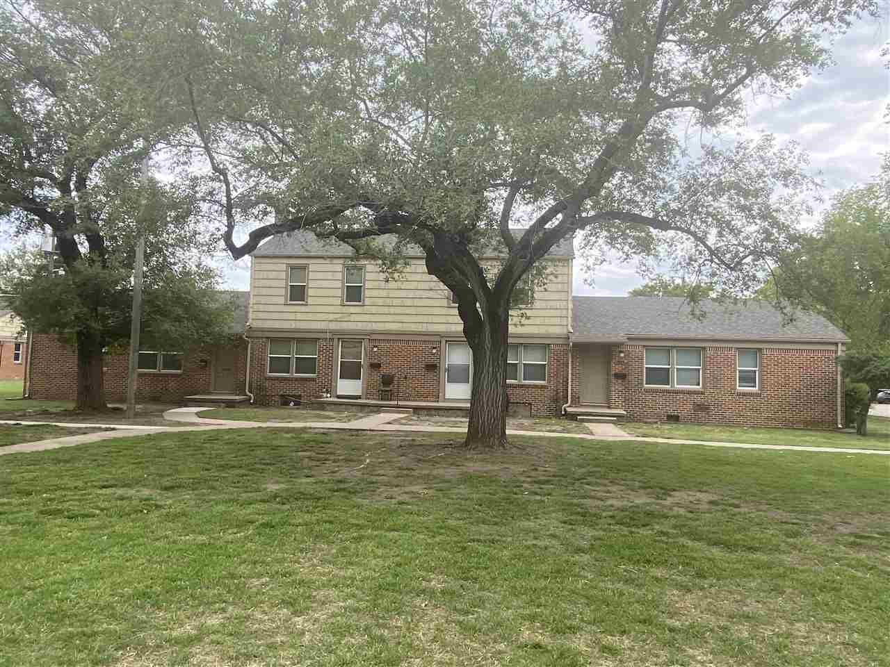 Property Photo: 1626 S Volustia KS 67211