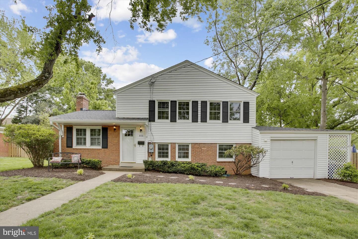 Property Photo:  925 Croton Drive  VA 22308 