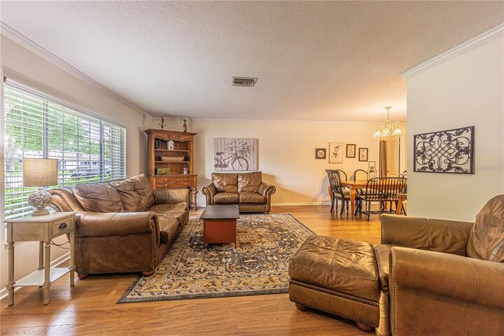 Property Photo:  13120 Cimarron Circle N  FL 33774