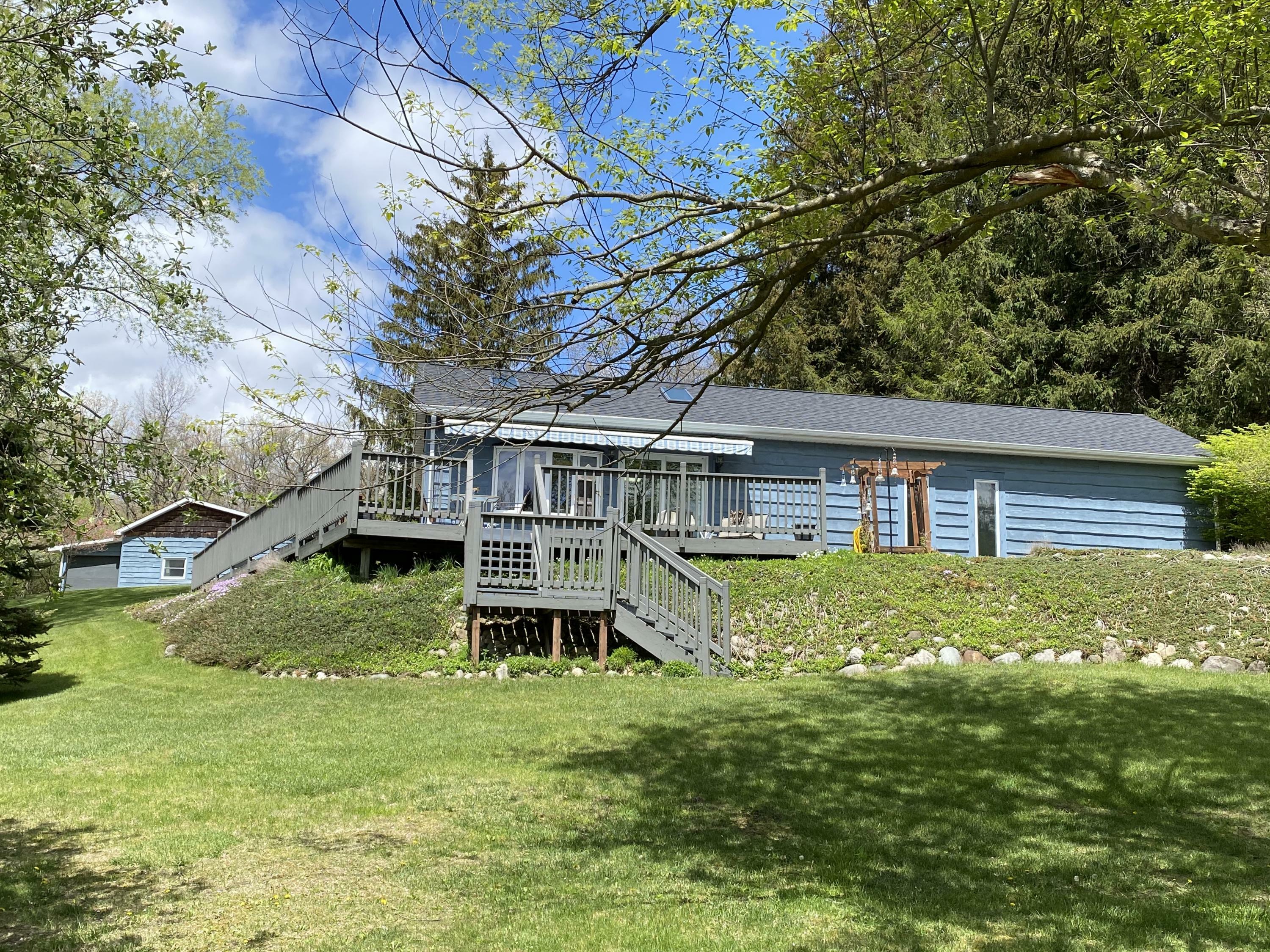 Property Photo:  4303 Mechanic Road  MI 49242 