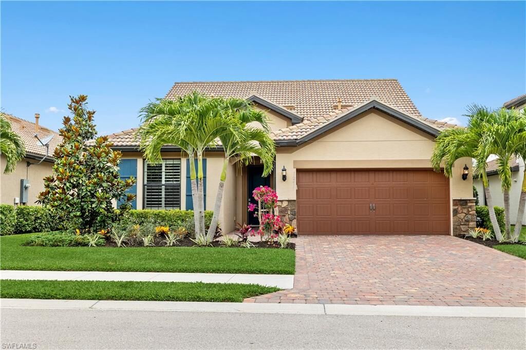 Property Photo: 16217 Borelle Circle FL 34110
