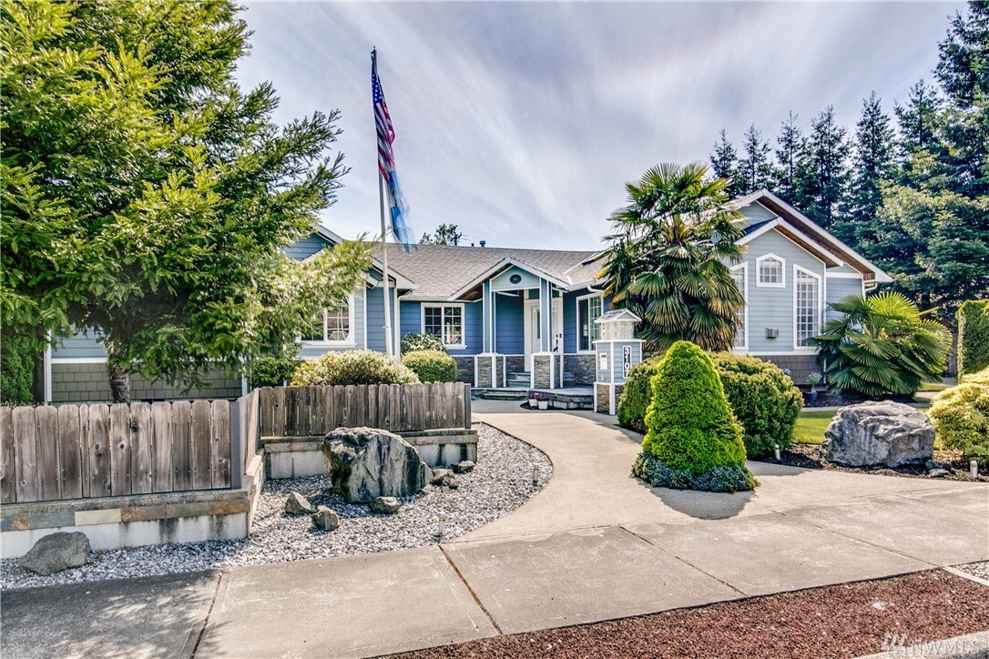 Property Photo: 3107 N Orchard St WA 98407
