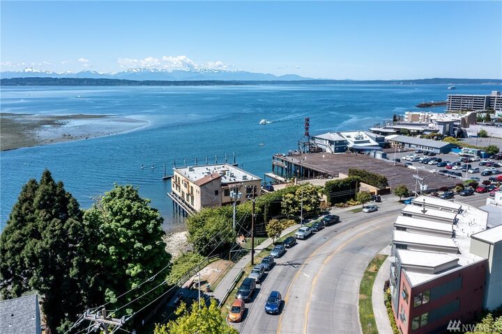 Property Photo: 6006 Seaview Ave NW G WA 98107