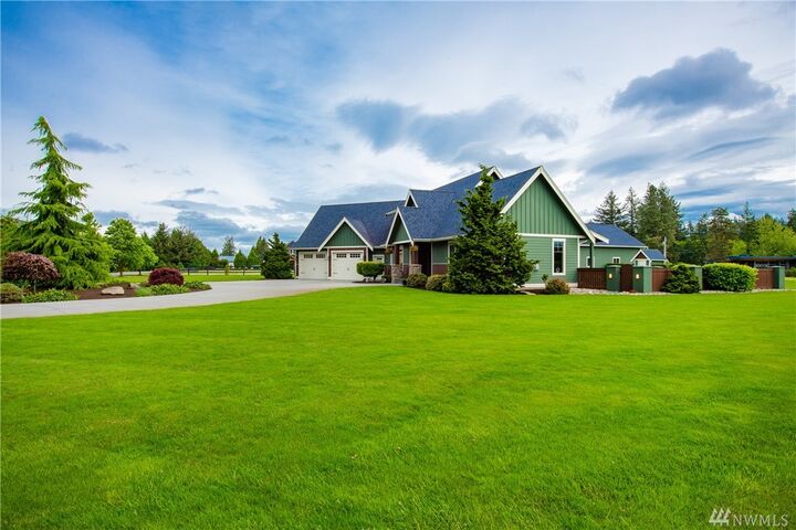 Property Photo: 8054 Saddlebrook Dr WA 98264