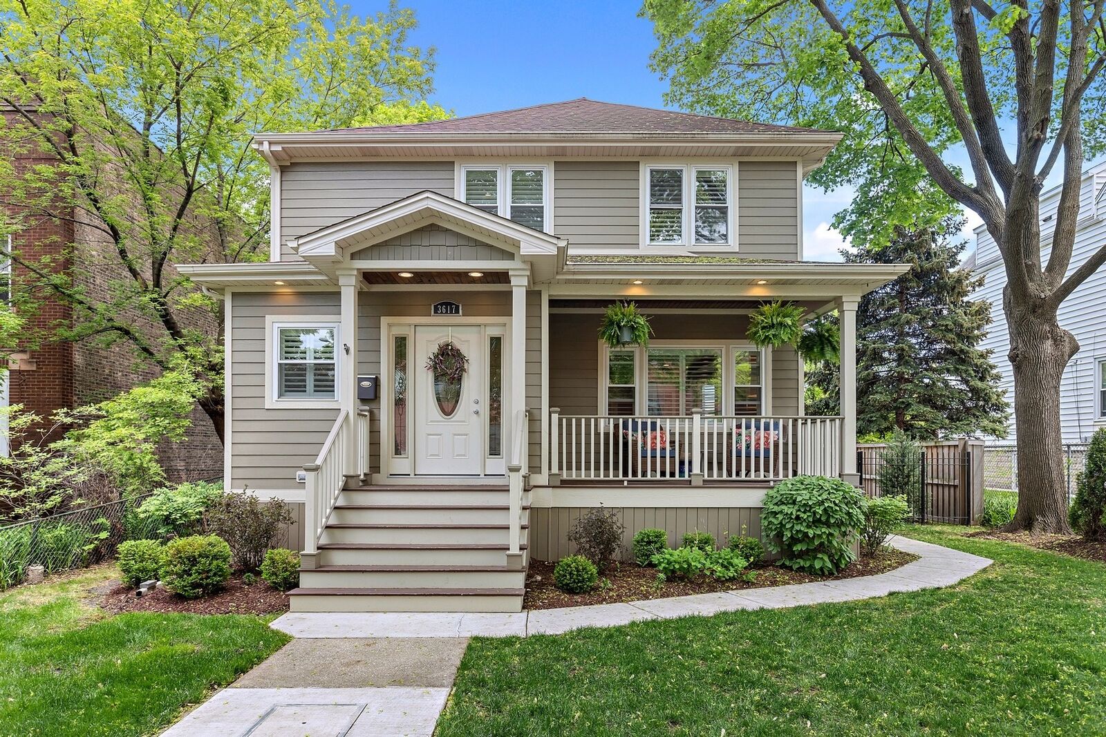 Property Photo: 3617 N Kedvale Avenue IL 60641