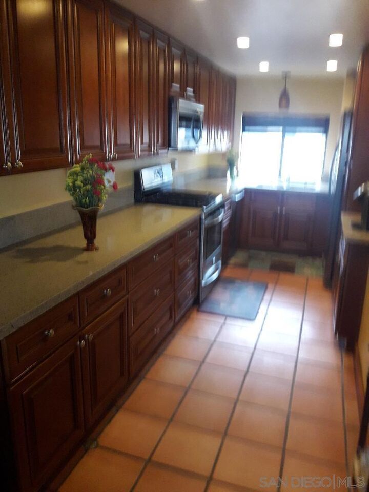 3725 Balboa Terrace C  San Diego CA 92117 photo