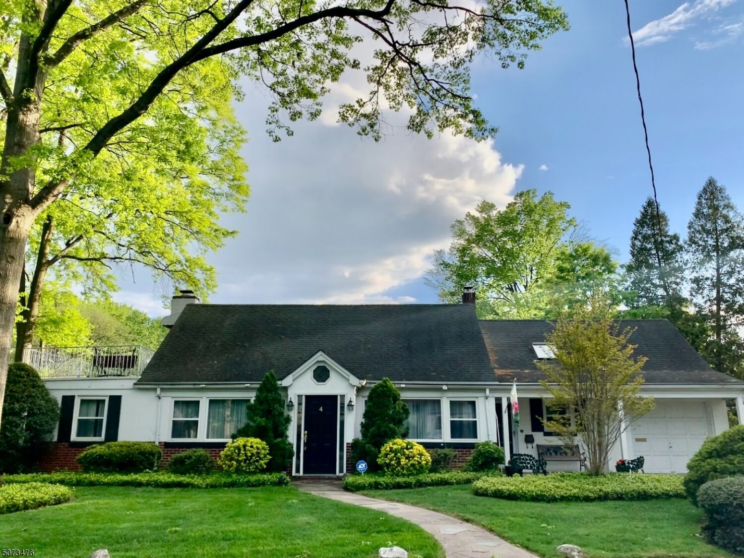 Property Photo:  4 Culin Dr  NJ 07016 