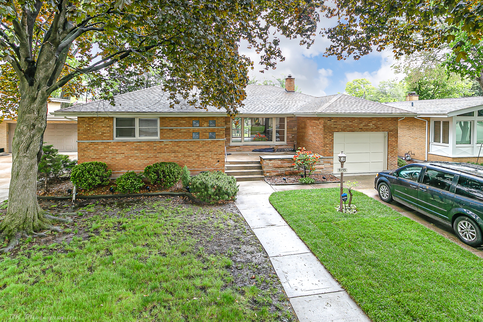 Property Photo:  9133 Kedvale Avenue  IL 60453 