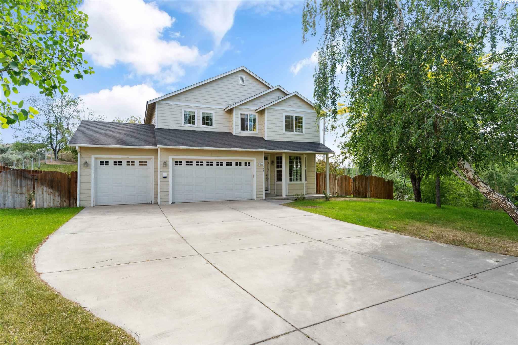 100 W 52nd Avenue  Kennewick WA 99337-4552 photo