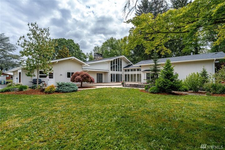 Property Photo:  999 SW 17th St  WA 98532 
