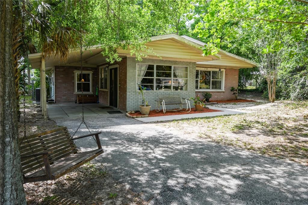 Property Photo:  1446 Disston Avenue  FL 34711 