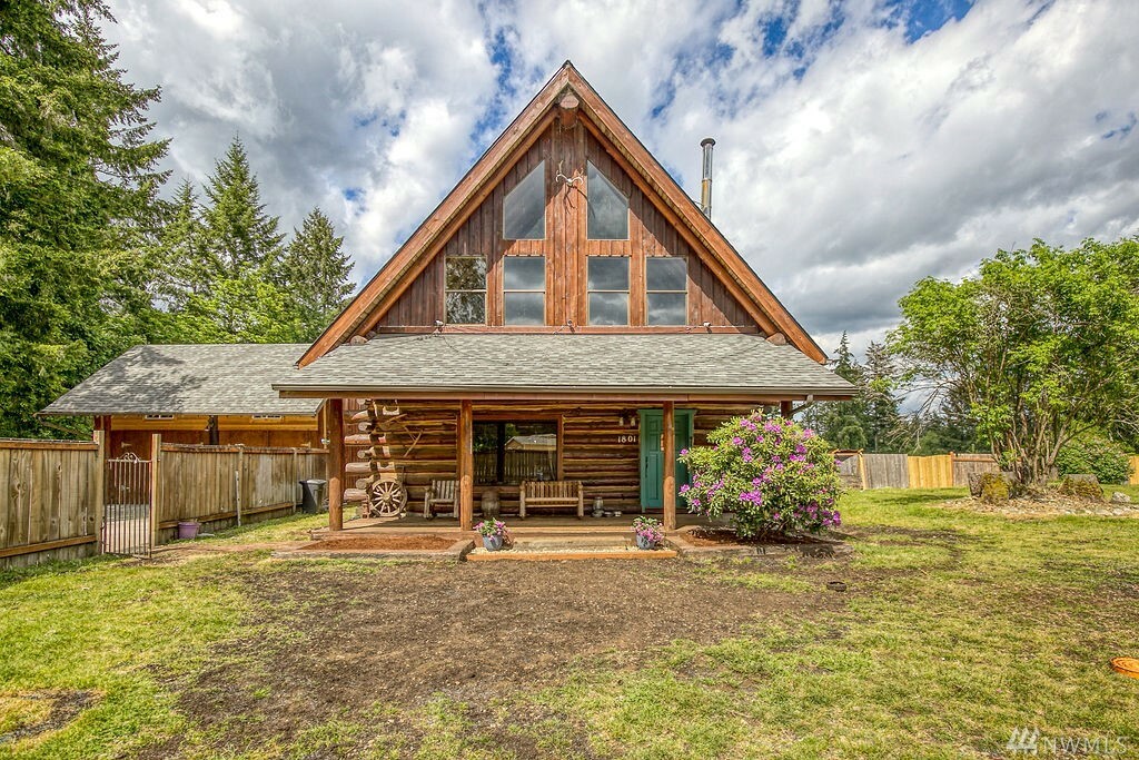 Property Photo:  1801 169th St Ct S  WA 98387 