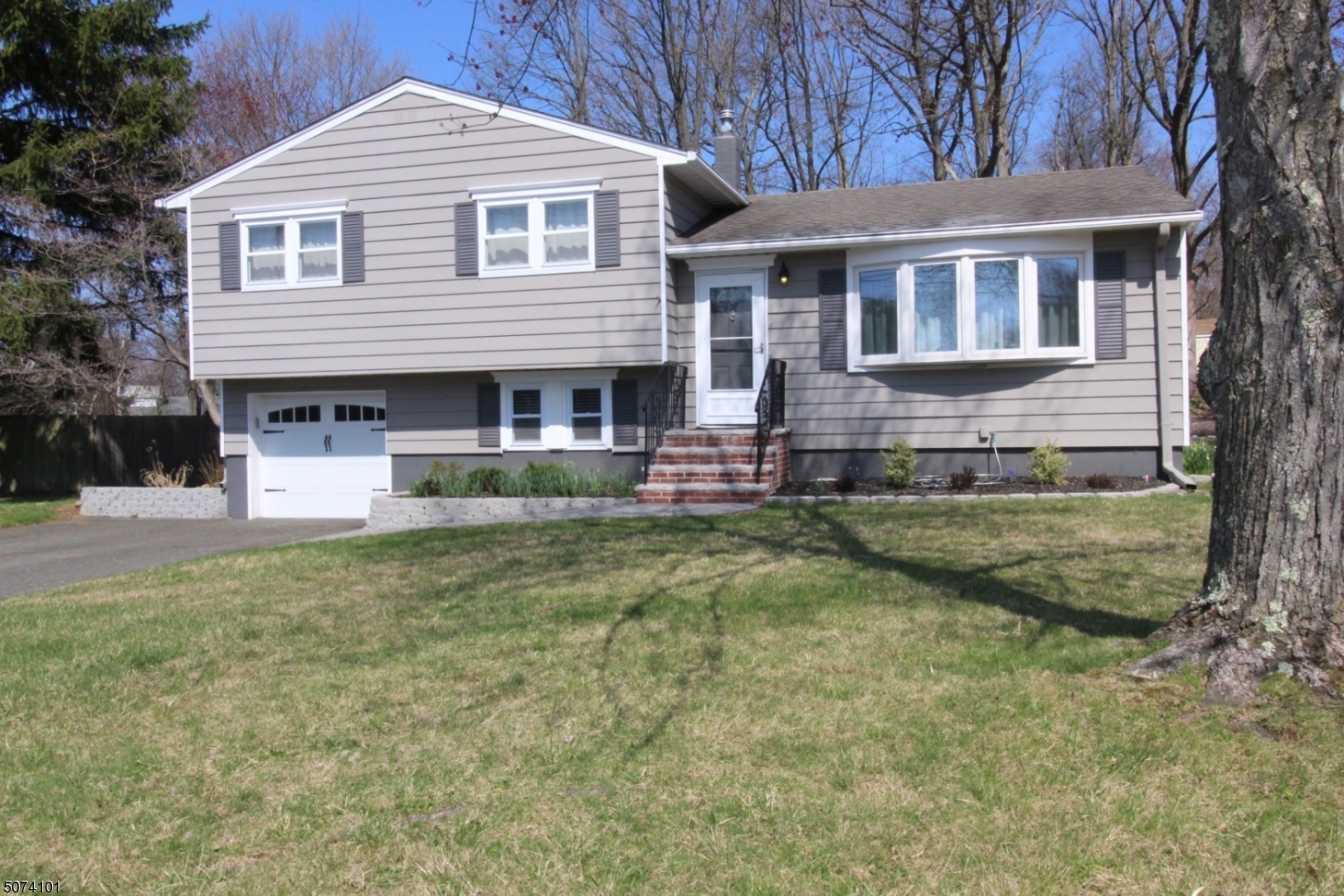 Property Photo:  24 Highland Ave  NJ 07876 