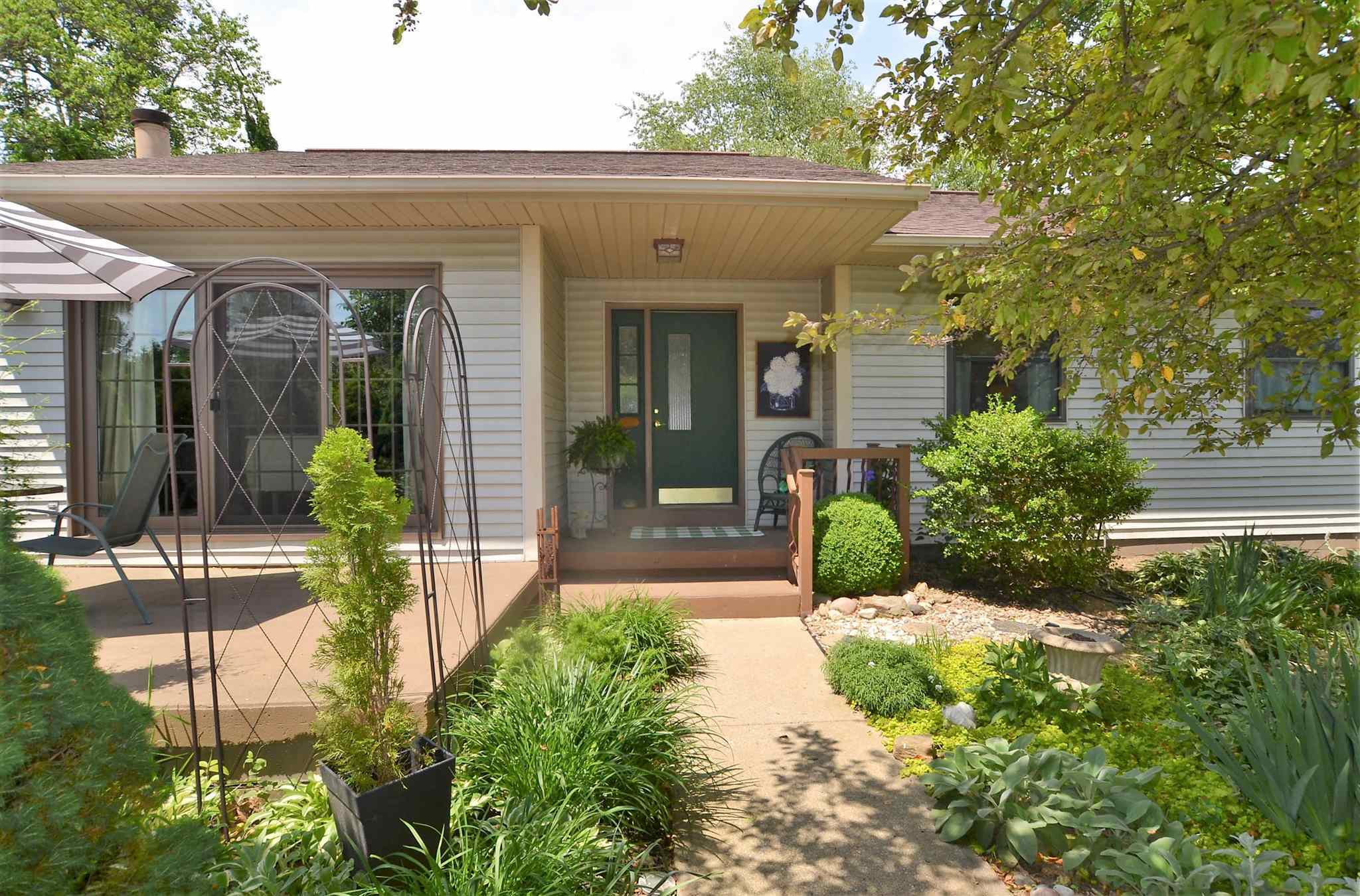 Property Photo:  1707 E Thornton Drive  IN 47401 