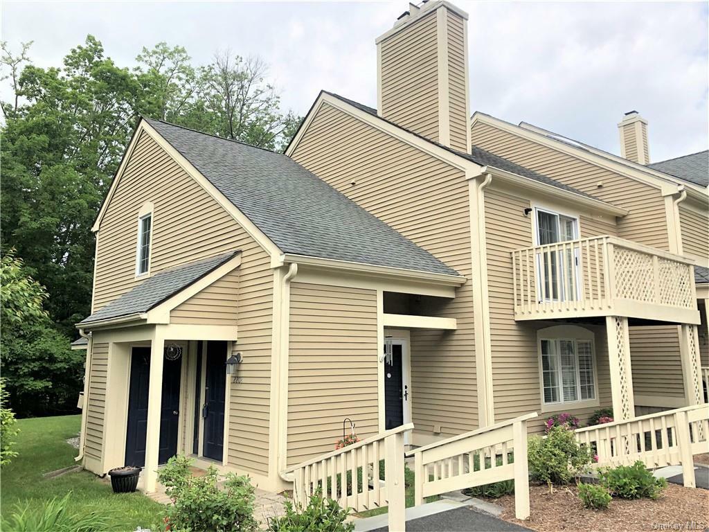 Property Photo:  2208 Martingale Drive  NY 10512 