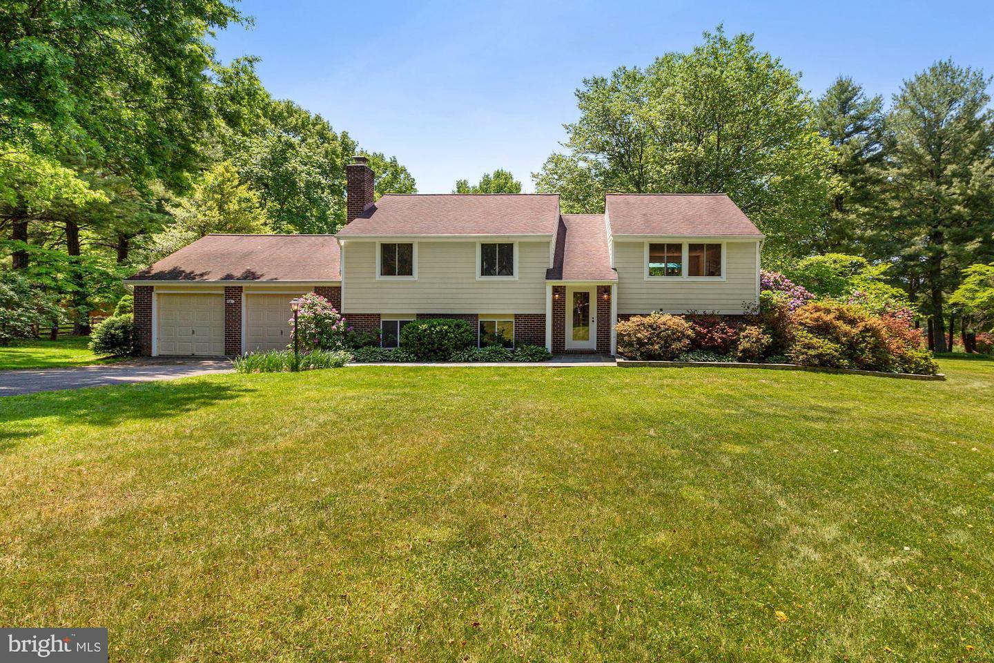 Property Photo: 20804 Apollo Lane MD 20882