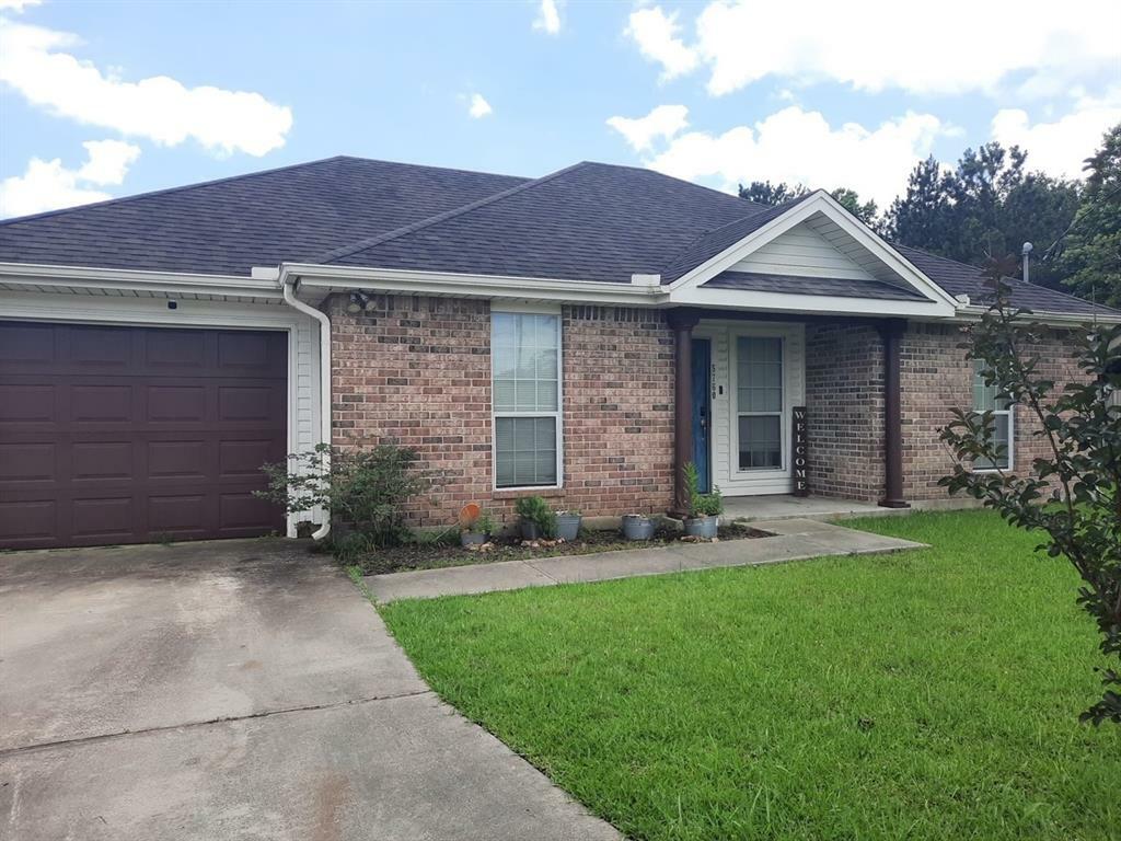 Property Photo:  5760 Shadowbend Circle  TX 77657 