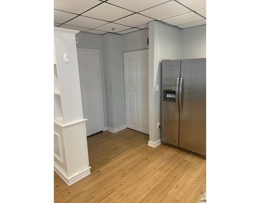 Property Photo: 300 Lynn Shore Dr 102 MA 01902