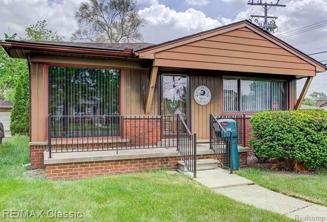 Property Photo:  4217 Vassar Street  MI 48125 