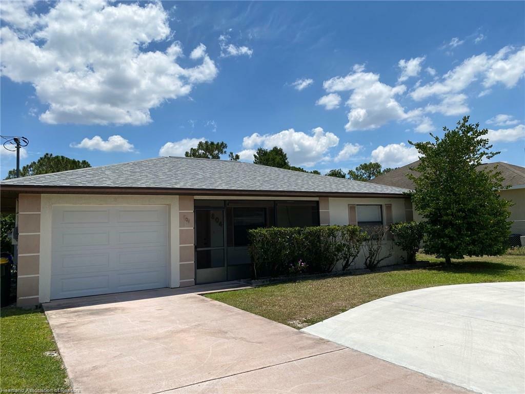 Property Photo:  804 Corvette Avenue  FL 33872 