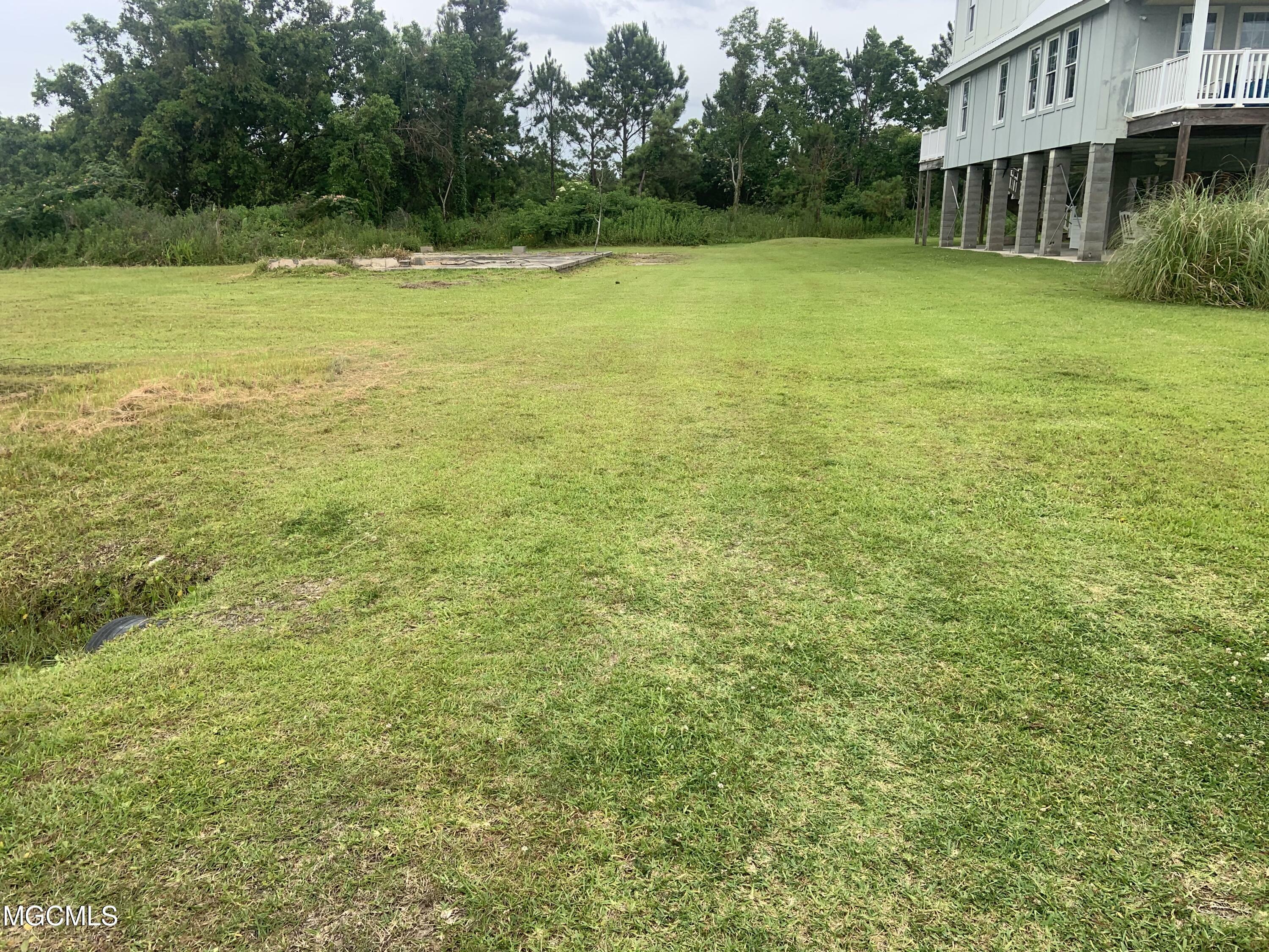 Property Photo: 5037 Forrest Avenue MS 39520