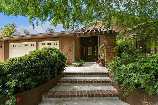 Property Photo:  1209 Branding Iron Circle  CA 92081 