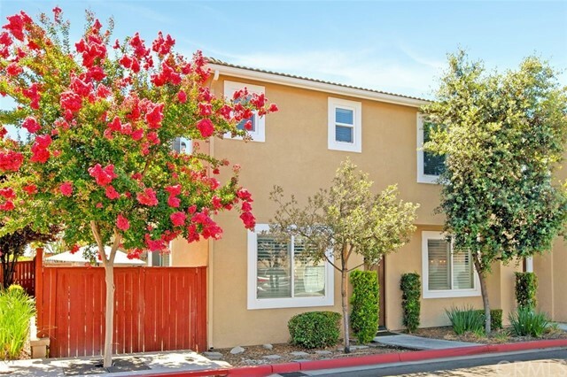 Property Photo:  27580 Darrington Avenue 2  CA 92562 